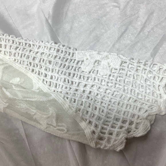 MWT Pretty Angel XL White Lace Blouse - Picture 9 of 12